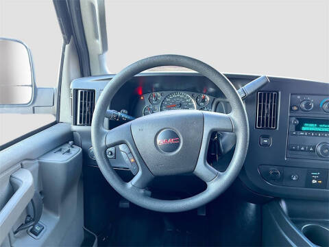 2024 GMC Savana 2500