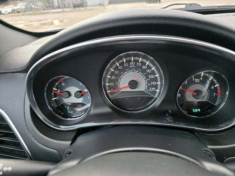 2013 Chrysler 200 Limited