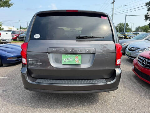 2016 Dodge Grand Caravan SE Plus