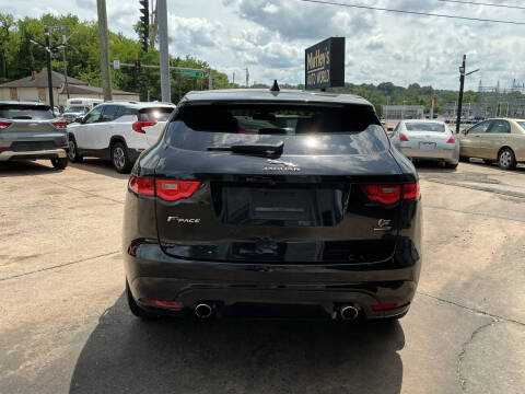 2018 Jaguar F-PACE S