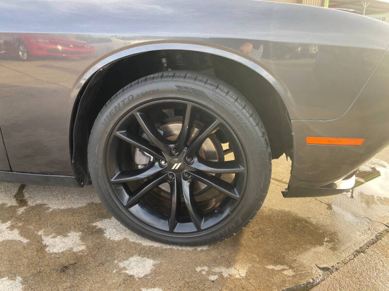 2019 Dodge Challenger SXT