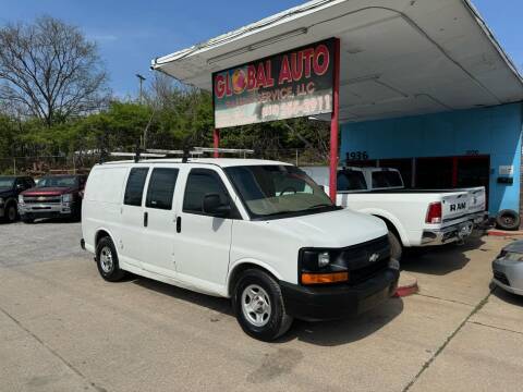 2004 Chevrolet Express for sale at Global Auto Sales and Service in Nashville TN
