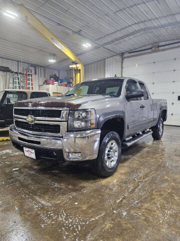 2009 Chevrolet Silverado 2500HD for sale at WESTSIDE GARAGE LLC in Keokuk IA