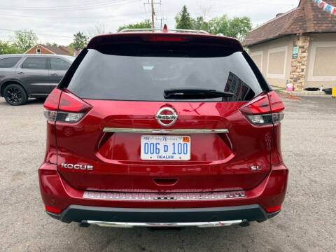 2020 Nissan Rogue SL