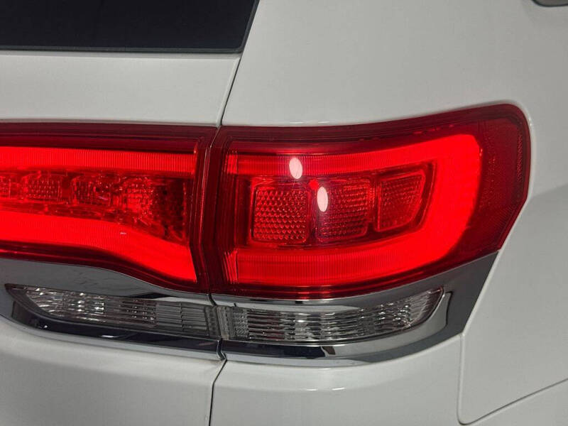 2020 Jeep Grand Cherokee Overland