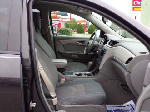 2017 Chevrolet Traverse LS