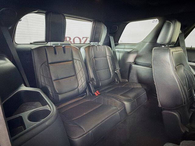 2017 Ford Explorer Platinum