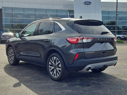 2020 Ford Escape Titanium