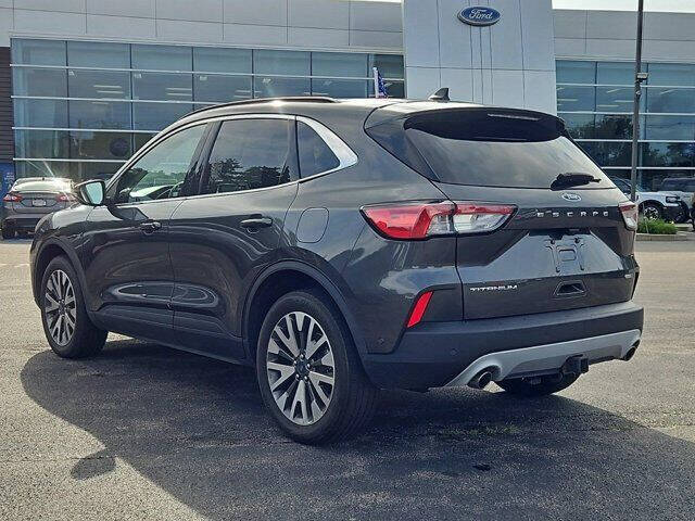 2020 Ford Escape Titanium