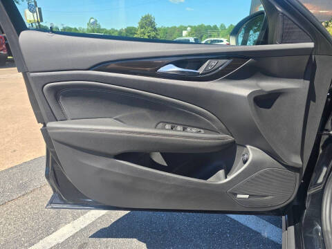 2018 Buick Regal TourX Essence