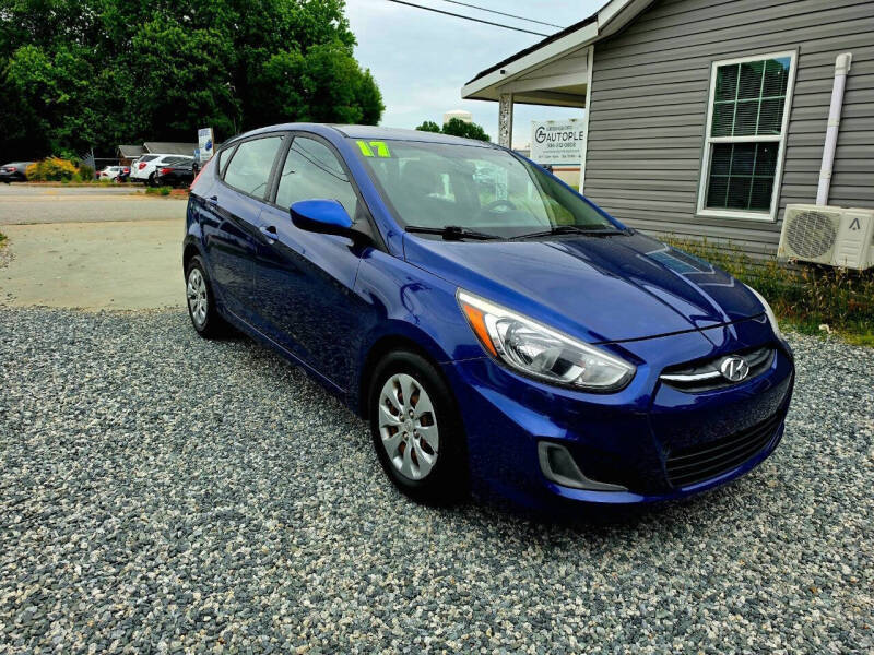 2017 Hyundai Accent SE