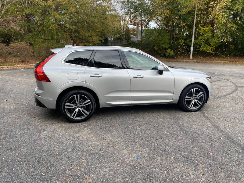 2018 Volvo XC60 T5 Momentum