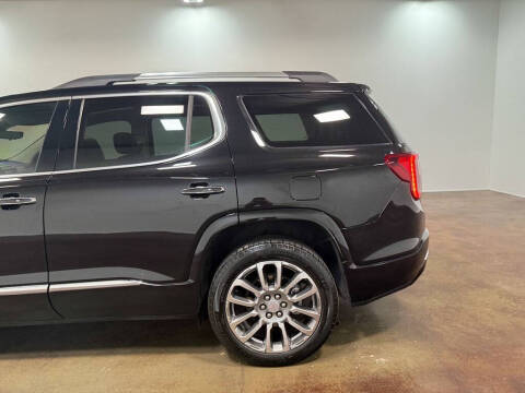 2022 GMC Acadia Denali