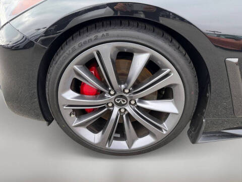 2022 Infiniti Q60 Red Sport 400