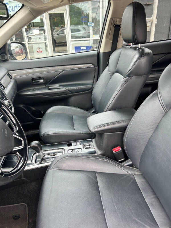2020 Mitsubishi Outlander SEL