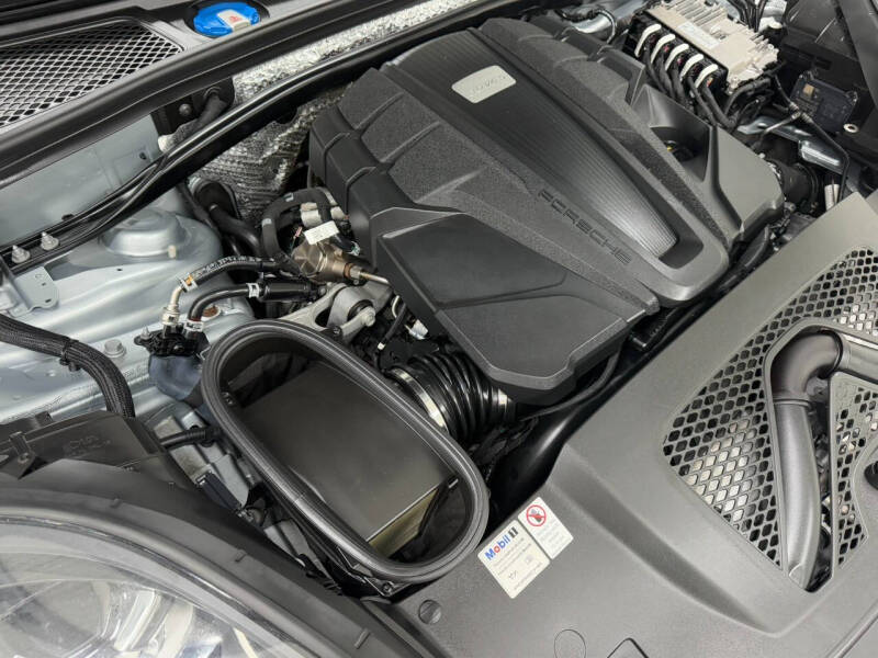 2020 Porsche Macan S