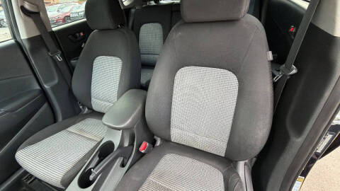 2022 Hyundai Kona SE