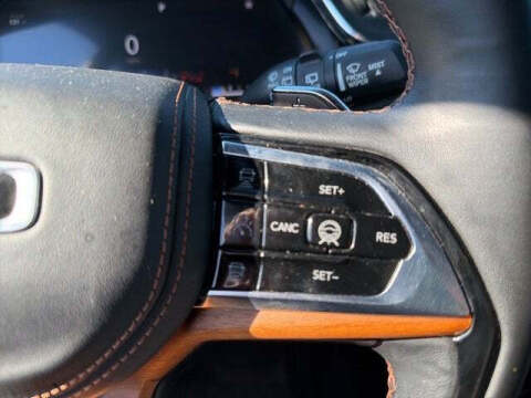 2022 Jeep Grand Cherokee Summit Reserve