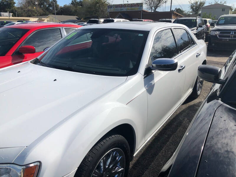 2011 Chrysler 300 C