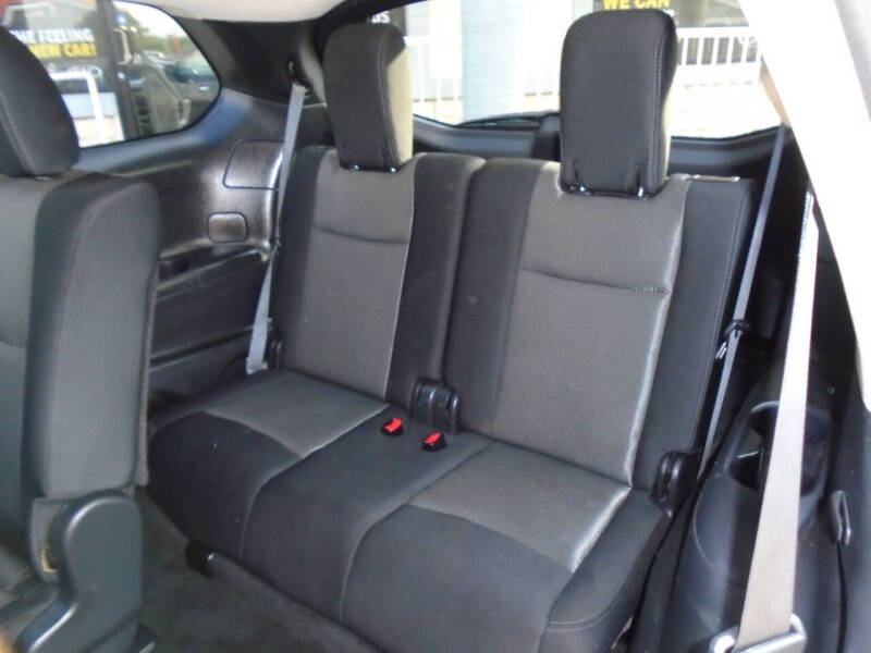 2018 Nissan Pathfinder SV