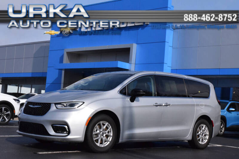 2024 Chrysler Pacifica Touring L