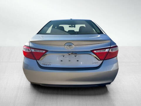 2016 Toyota Camry XLE