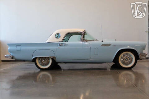 1957 Ford Thunderbird