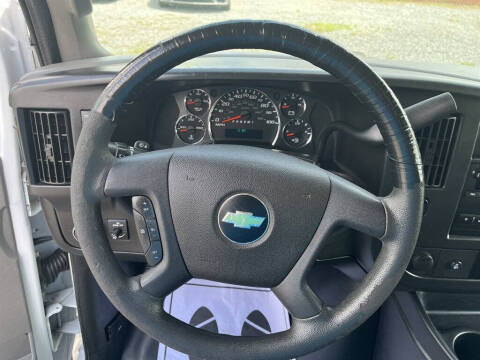 2017 Chevrolet Express 2500