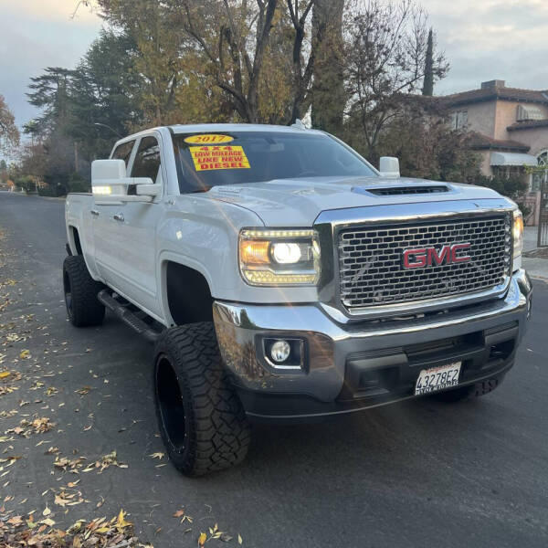 2017 GMC Sierra 2500HD SLE's photo