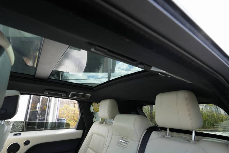 2019 Land Rover Range Rover Sport HSE