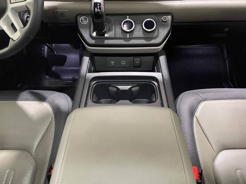 2022 Land Rover Defender 90 X-Dynamic HSE