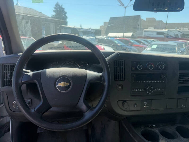 2015 Chevrolet Express 2500