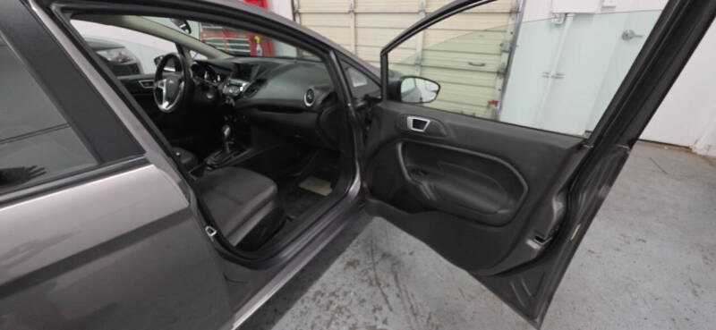 2014 Ford Fiesta SE