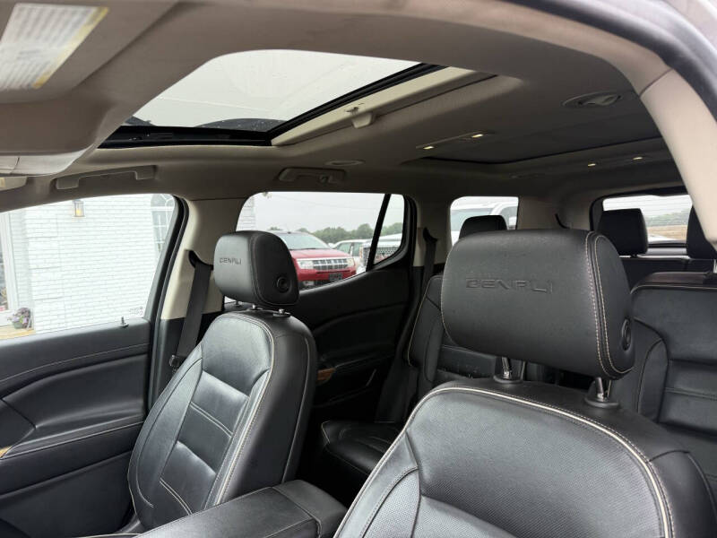 2019 GMC Acadia Denali