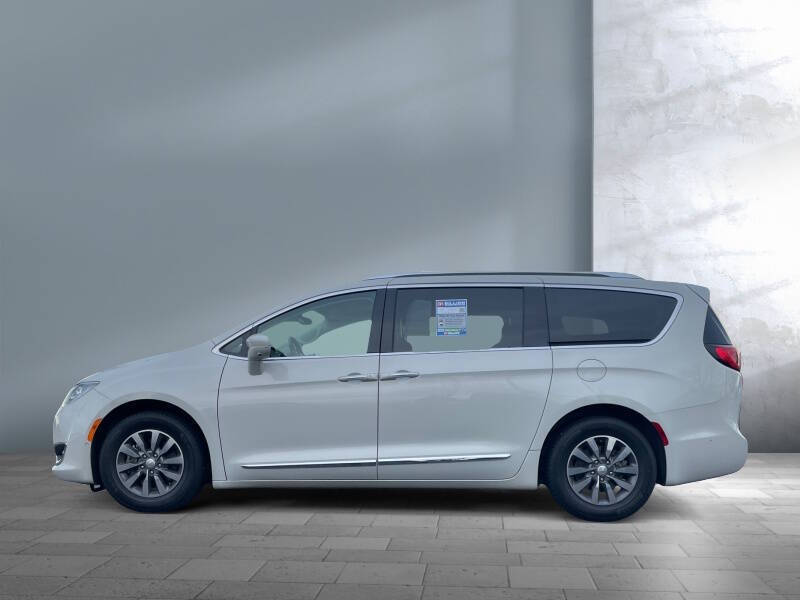 2019 Chrysler Pacifica Touring L Plus