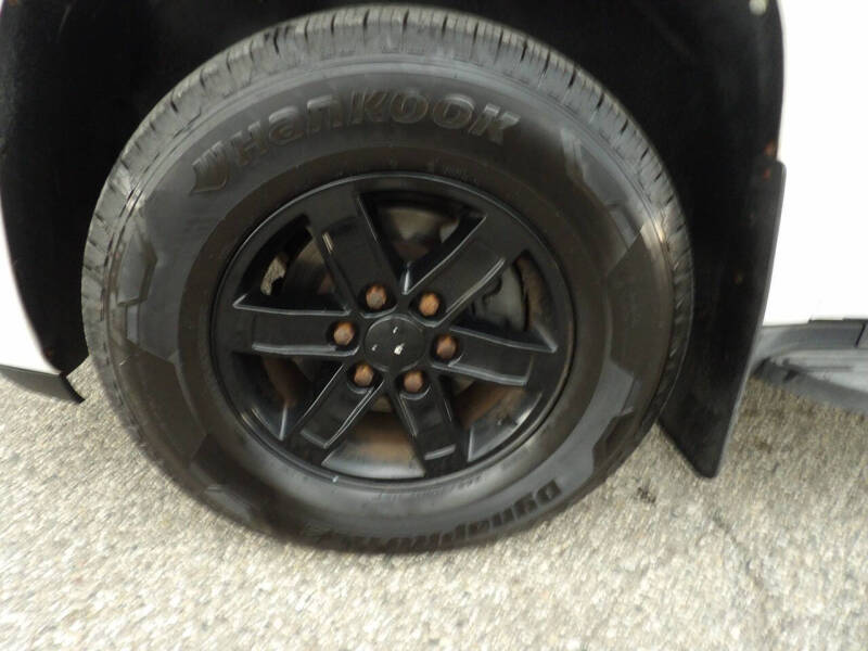 2011 GMC Yukon XL SLT