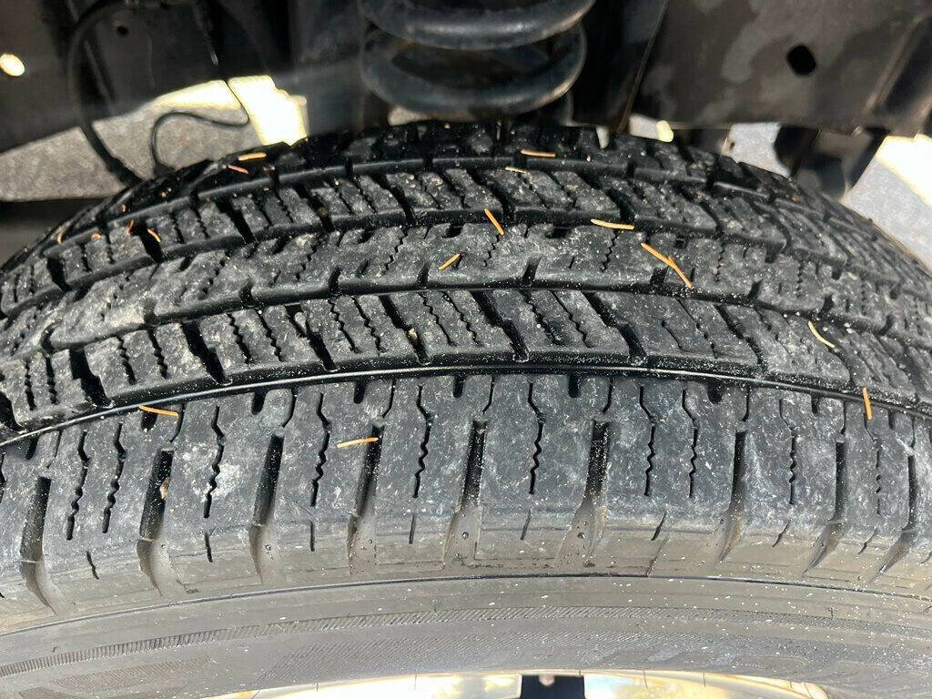 2015 Ford E-Series 13