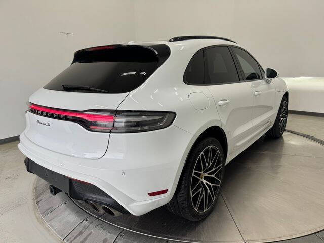 2022 Porsche Macan S