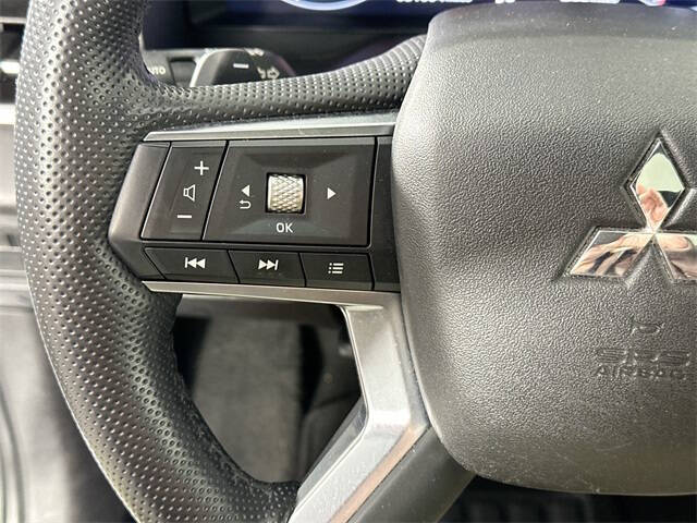 2023 Mitsubishi Outlander SEL
