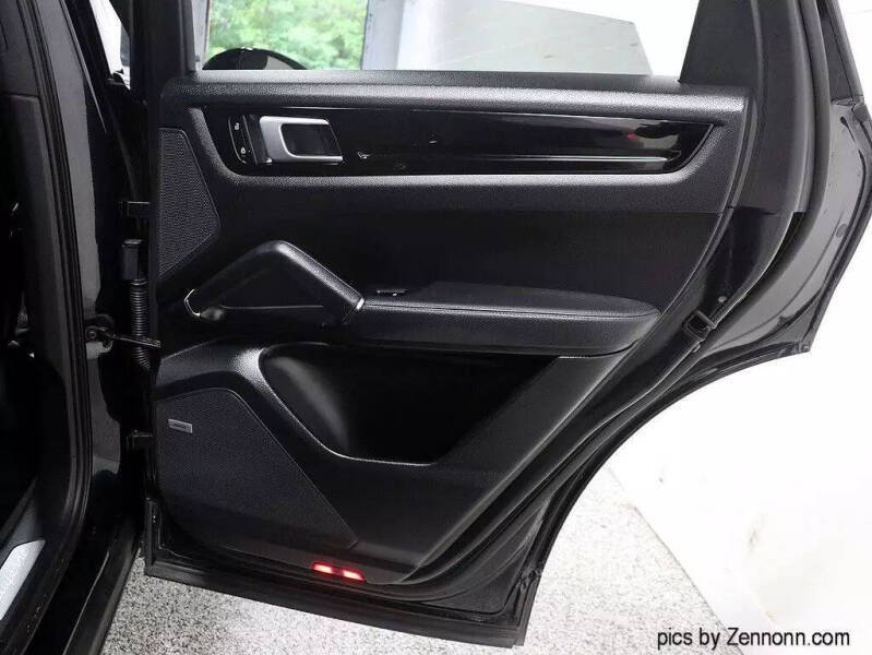 2020 Porsche Cayenne S