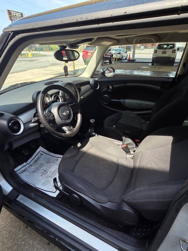 2011 MINI Cooper