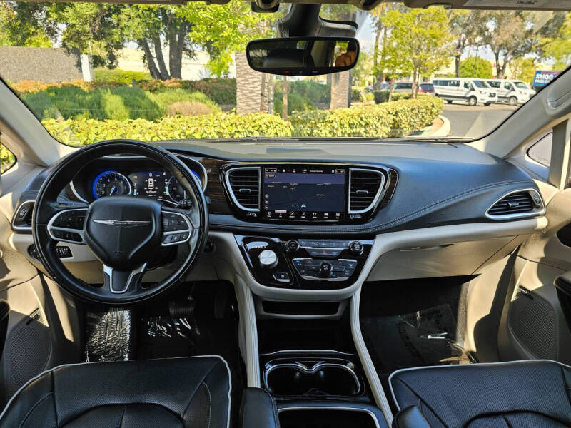 2022 Chrysler Pacifica Limited