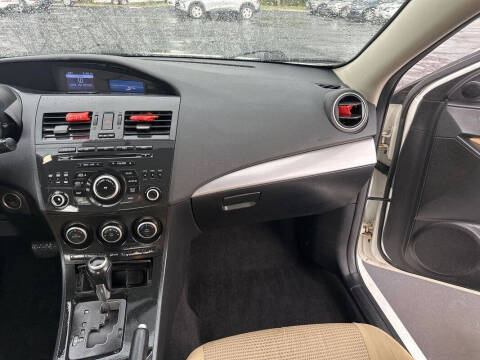 2013 Mazda MAZDA3 i Touring