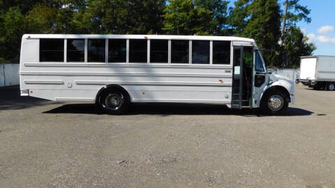 2013 Freightliner B2 Chassis