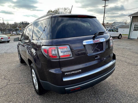 2015 GMC Acadia SLE-2