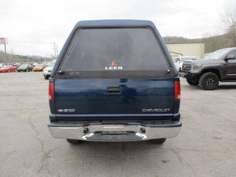 2000 Chevrolet S-10 LS