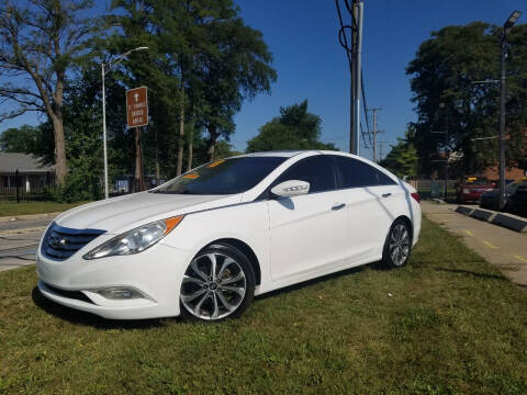 2013 Hyundai Sonata for sale at RBM AUTO BROKERS in Alsip IL