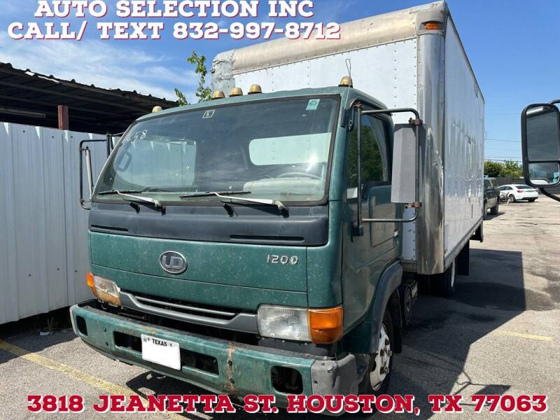 2000 UD Trucks UD1200 for sale at Auto Selection Inc. in Houston TX