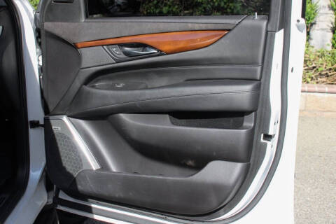 2020 Cadillac Escalade ESV Luxury