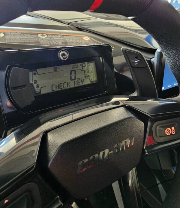 2025 Can-Am Maverick R X RS with Smart-sho